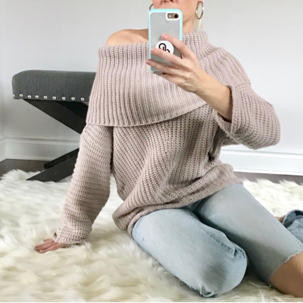 Mauve fold over sweater - Picture 3 of 6